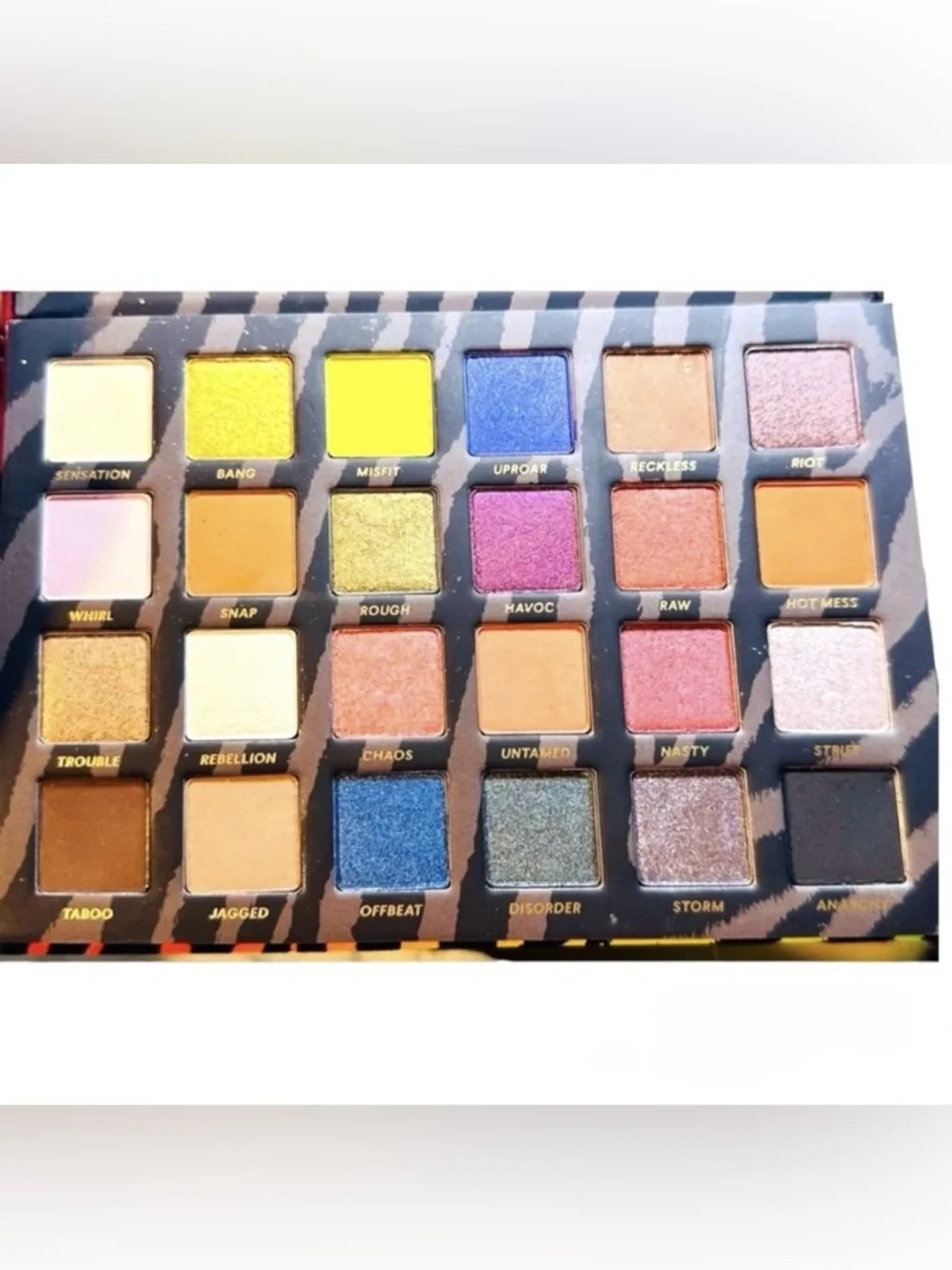 Wild by FaceCandy 24 Color Eyeshadow palette New in box Women’s makeup